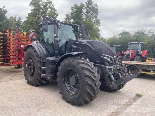 Valtra Q 305 Трактори