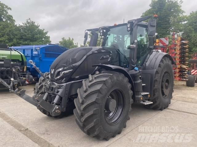 Valtra Q 305 Трактори