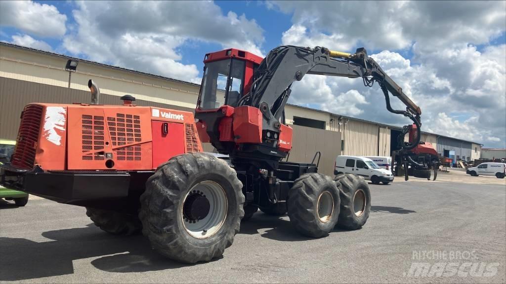 Valmet 941 Харвестери