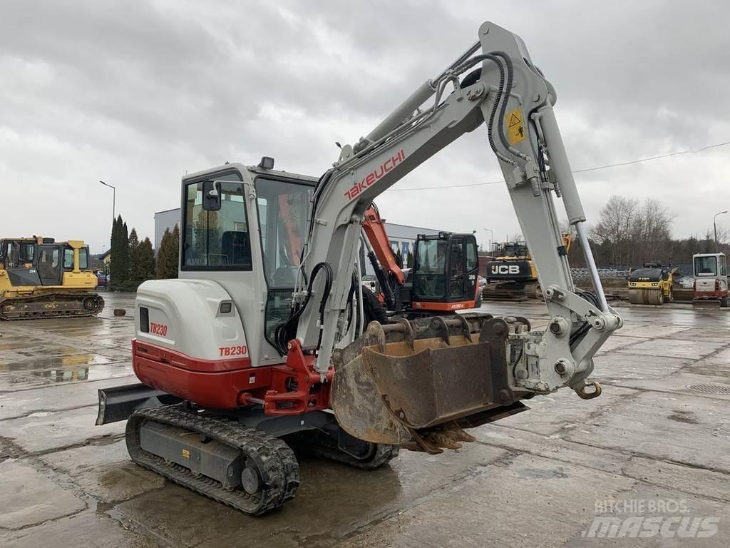 Takeuchi TB230 V3 Мини екскаватори < 7 т
