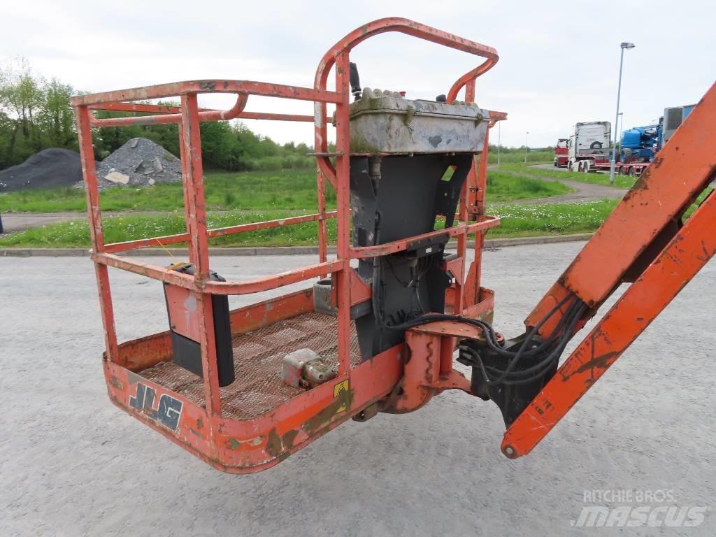 JLG 800 AJ Съчленени стрелови подемници