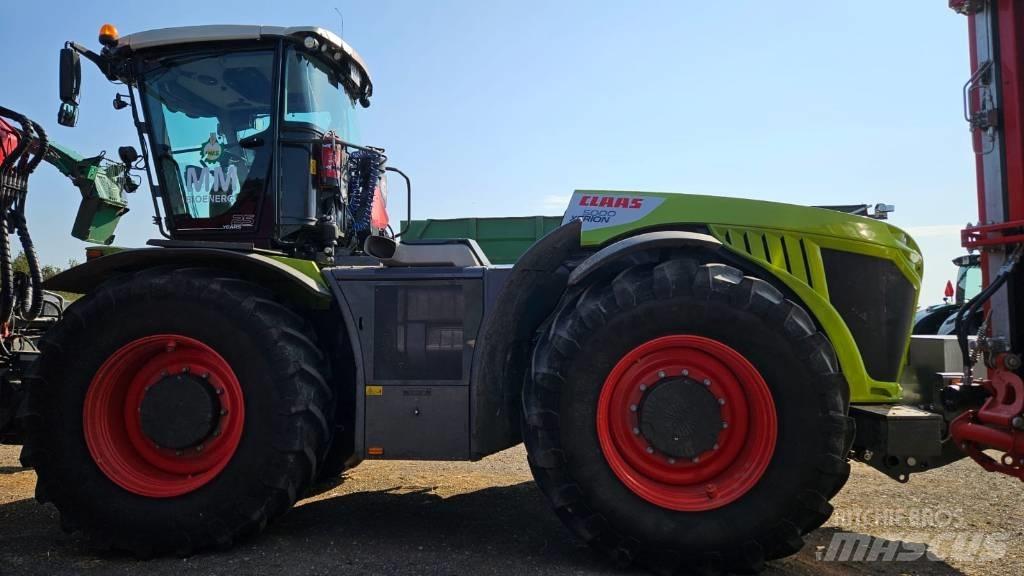 CLAAS Xerion 5000 VC Трактори