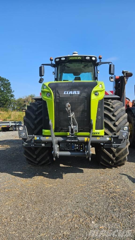 CLAAS Xerion 5000 VC Трактори