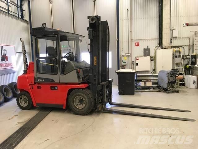 Kalmar DCF 50 - 6 H Дизелови камиони