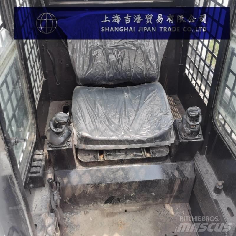 Bobcat S 130 Мини товарачи
