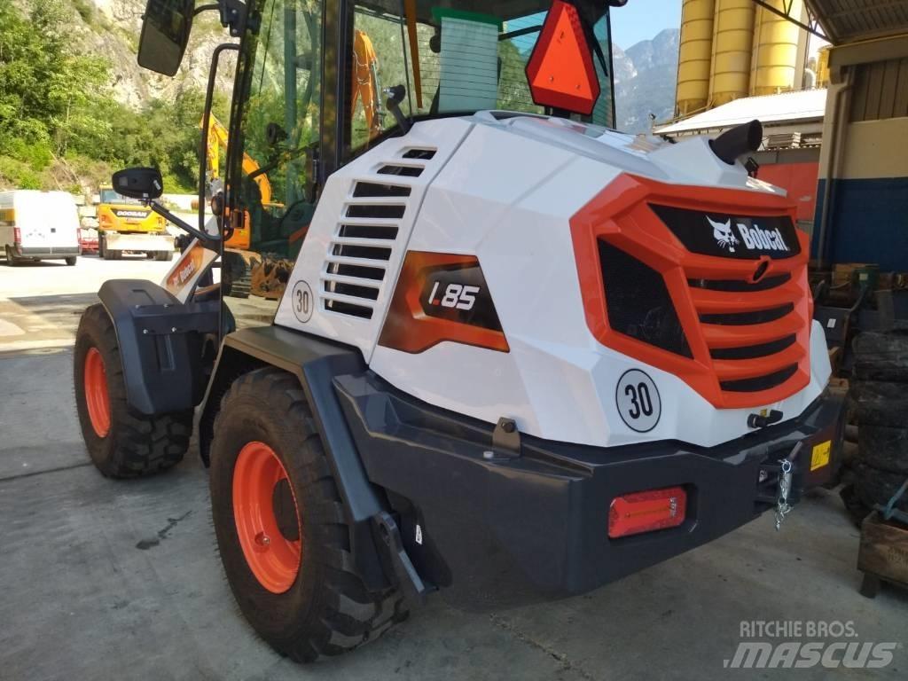Bobcat L 85 Колесни товарачи