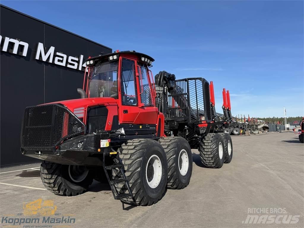 Komatsu 895 Форуардери