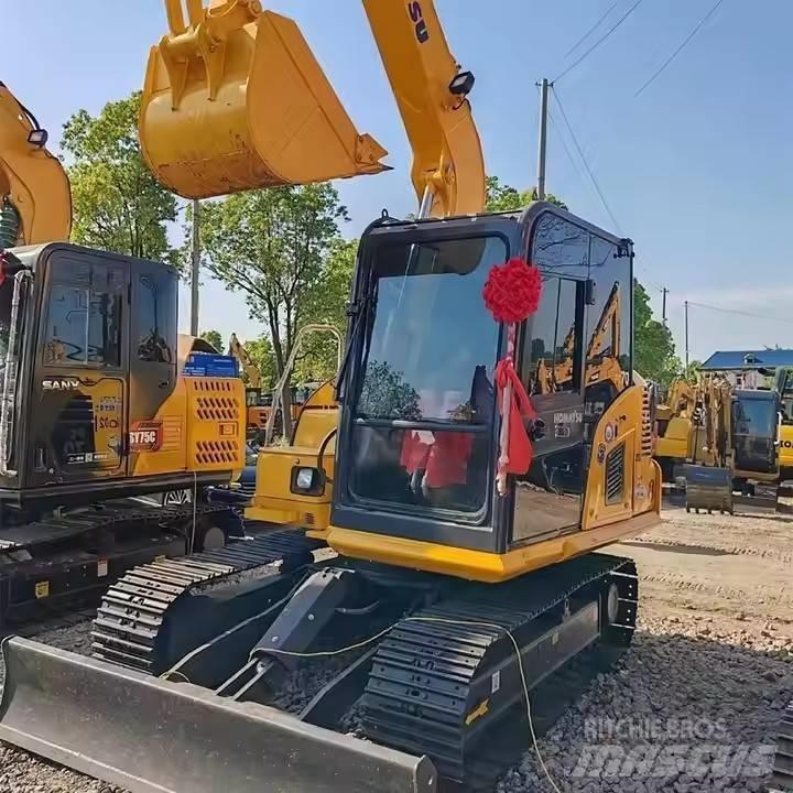 Komatsu PC70 Верижен екскаватор