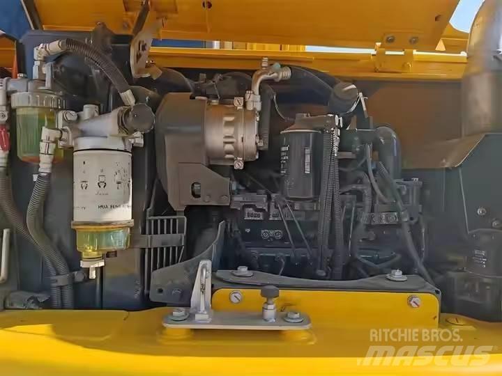 Komatsu PC70 Верижен екскаватор