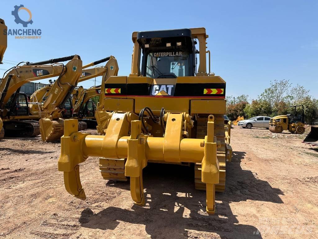 CAT D 8 R Верижни булдозери
