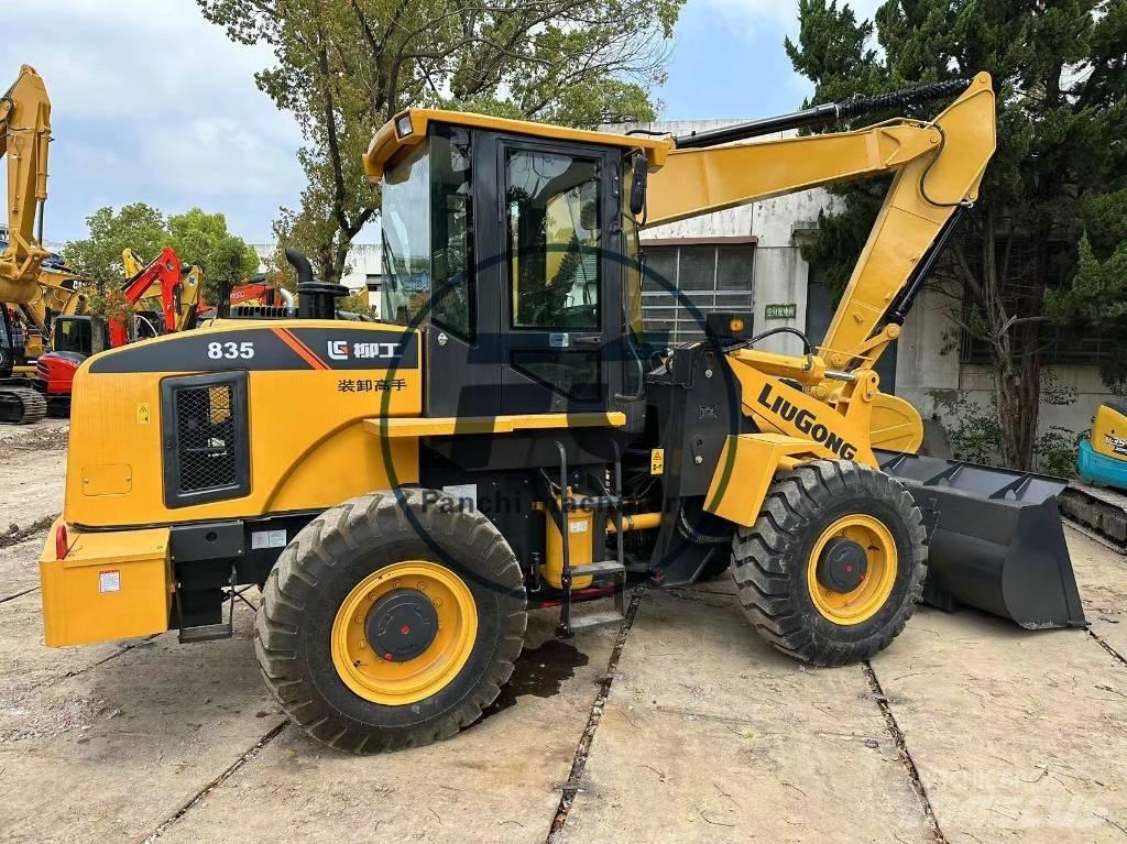 LiuGong 835 Колесни товарачи