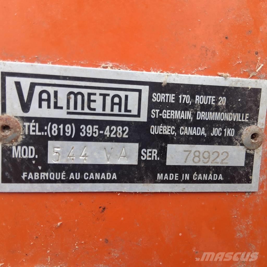 Valmetal 544 Други машини за животновъдство и аксесоари