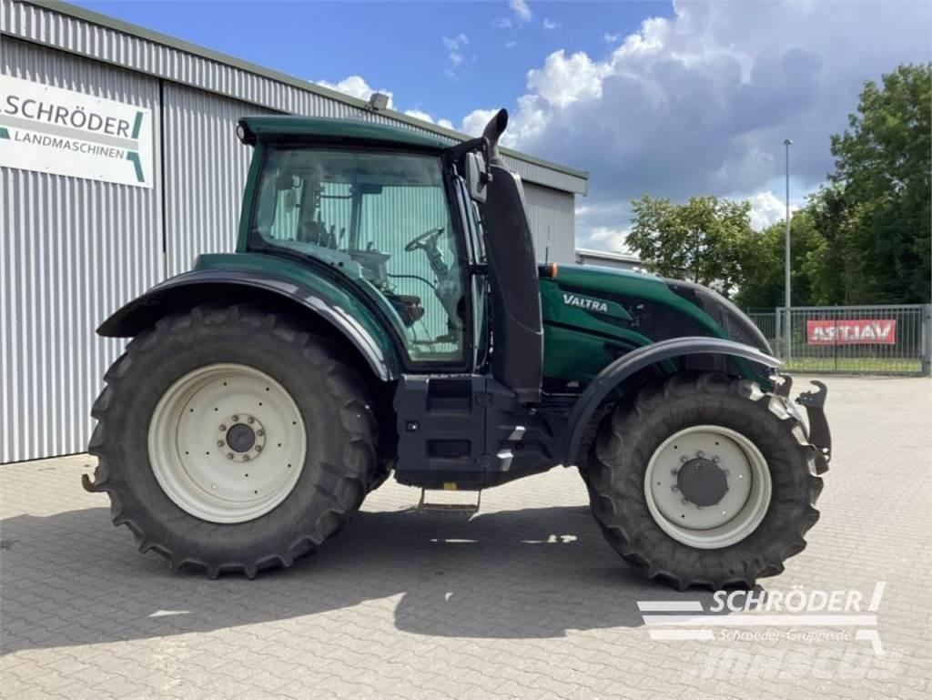 Valtra T 154 H Трактори