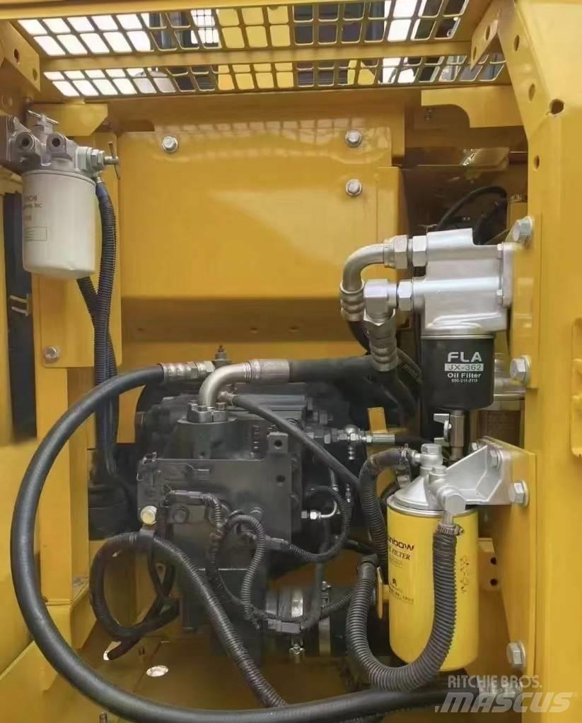 Komatsu PC 130 Верижен екскаватор