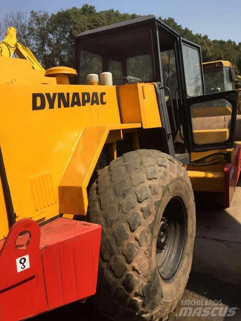 Dynapac CA 25 D Еднобарабанни ролки

