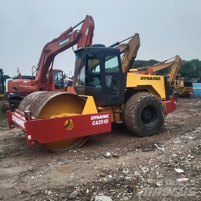Dynapac CA 25 D Еднобарабанни ролки

