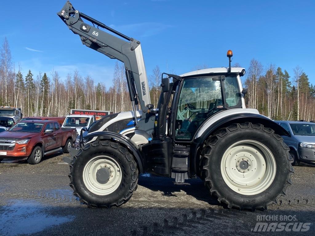 Valtra T 174 Трактори