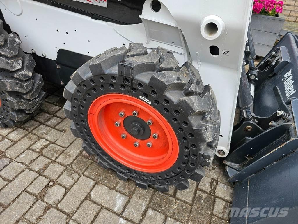 Bobcat S510 Колесни товарачи