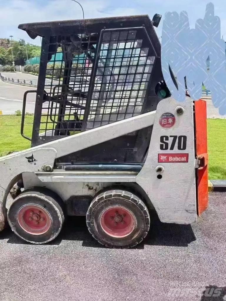 Bobcat S 70 Мини товарачи
