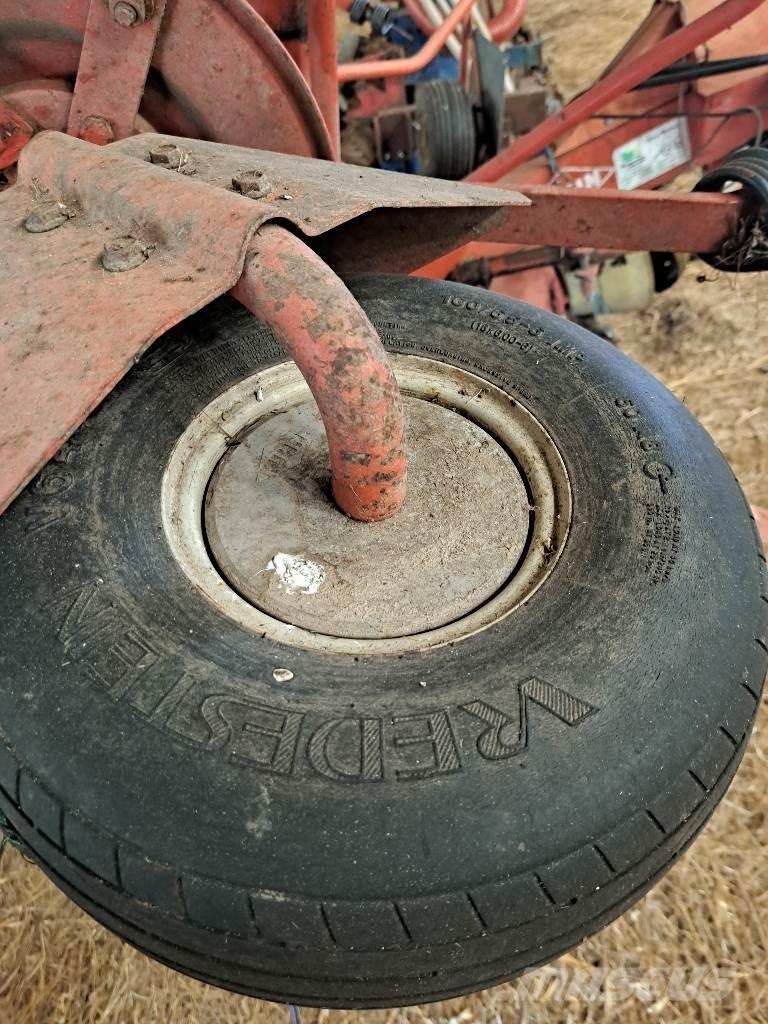Kuhn GF8501 MH Гребла и сенообръщачки