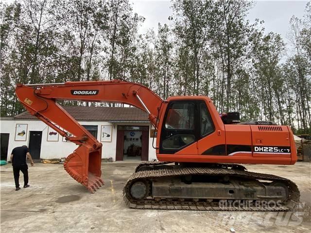 Doosan DH225LC-7 Верижен екскаватор