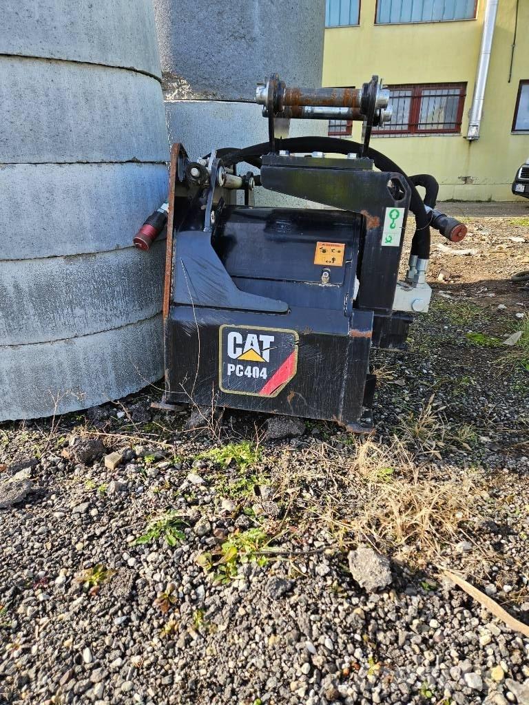 CAT PC 404 Рендосвач