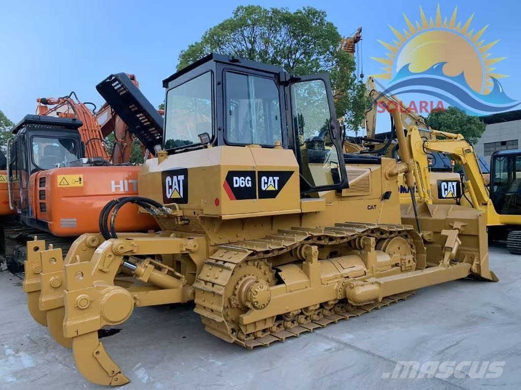 CAT D 6 G Верижни булдозери
