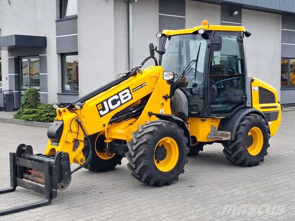 JCB TM 180 ( 220 ) Телескопични товарачи за селското стопанство
