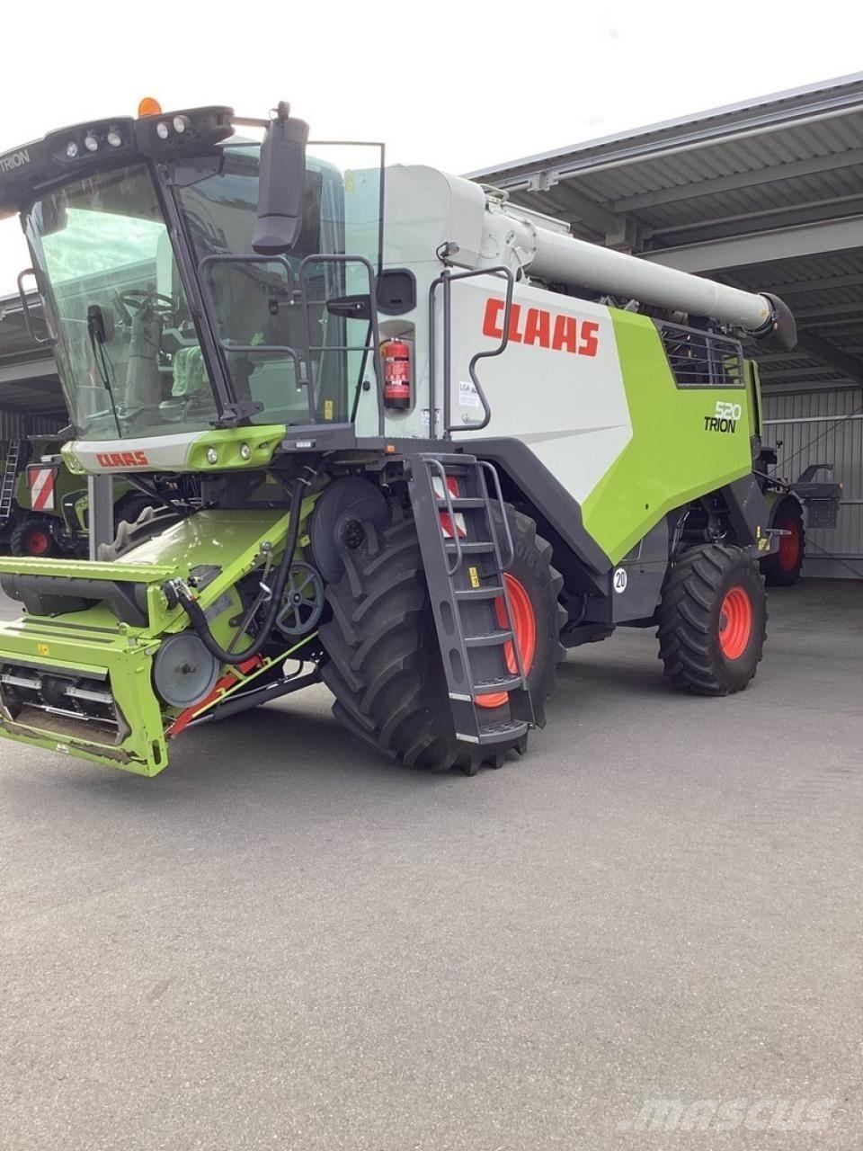 CLAAS Trion 520 Комбайни