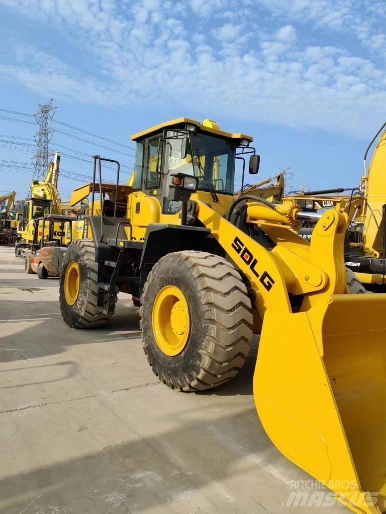 SDLG 956L Колесни товарачи