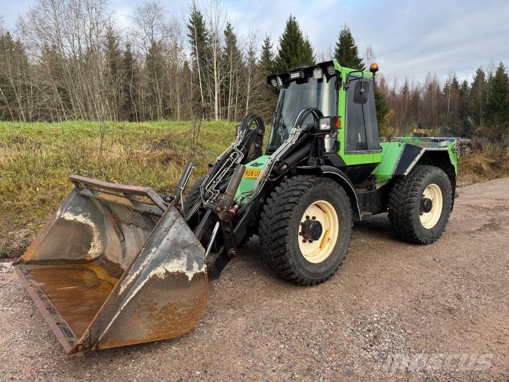 LM Trac 680 Комунални съоражения