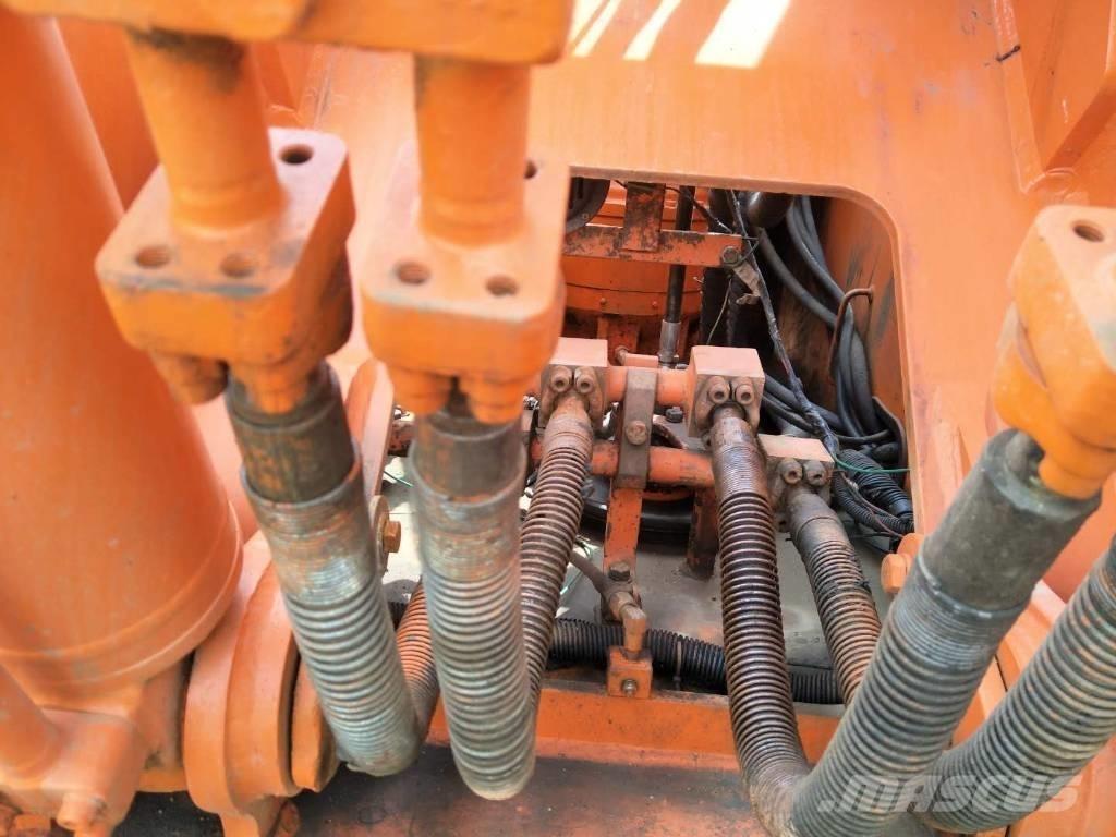 Doosan 225 Верижен екскаватор