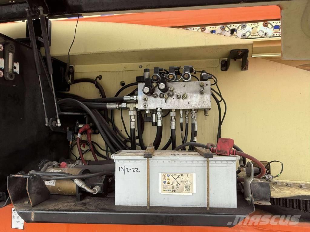 JLG 1350 SJP Телескопични повдигачи
