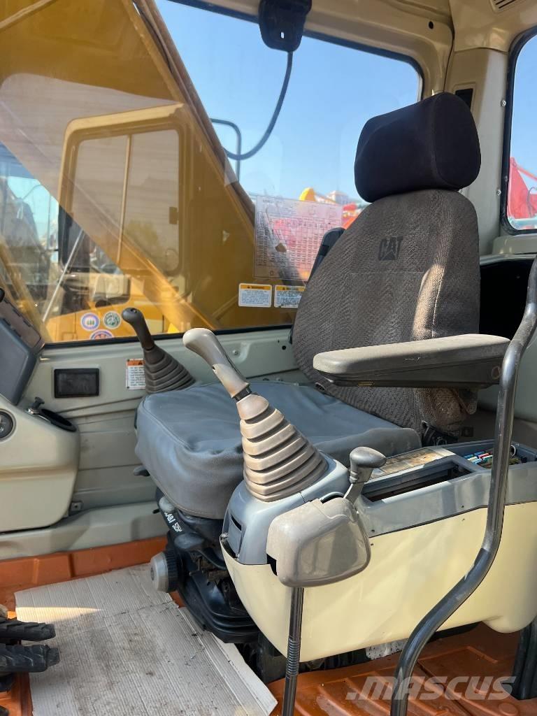 CAT 320 B Верижен екскаватор