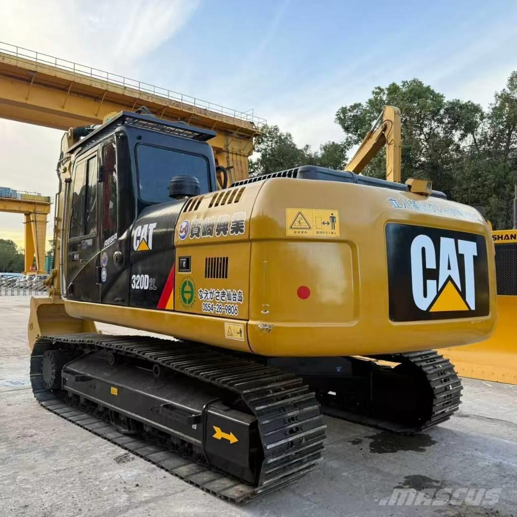 CAT 320D2 Верижен екскаватор