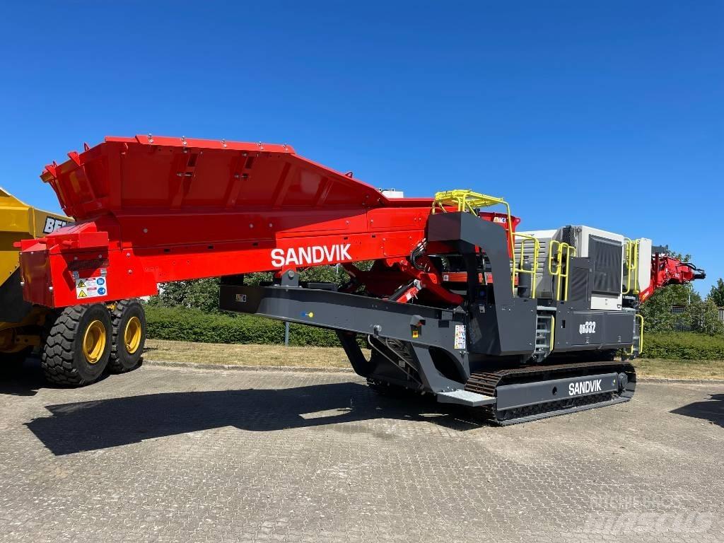 Sandvik QH 332 Мобилни трошачки
