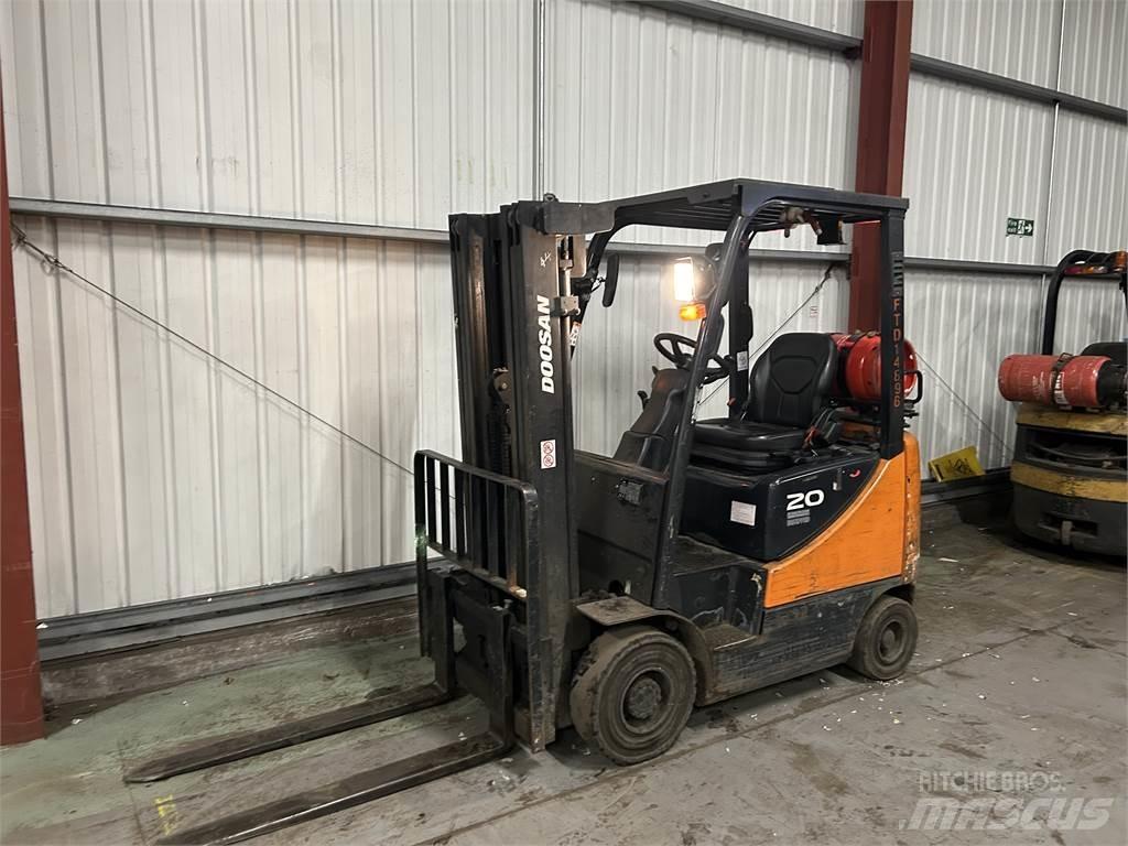 Doosan G20SC-5 Камиони с АГУ
