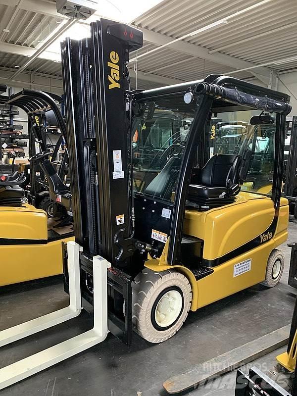 Yale ERP35VL Електрически вилични кари-повдигачи
