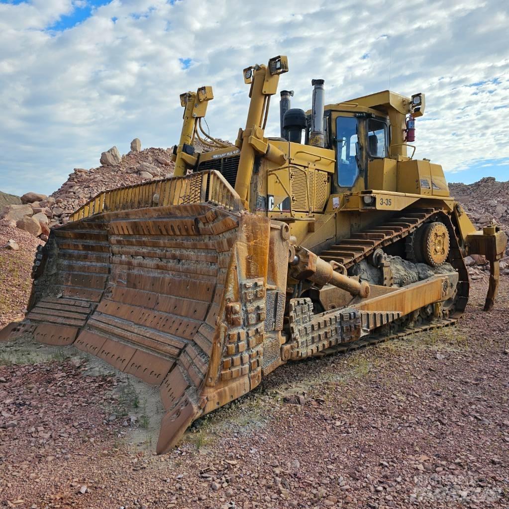 CAT D10R Верижни булдозери
