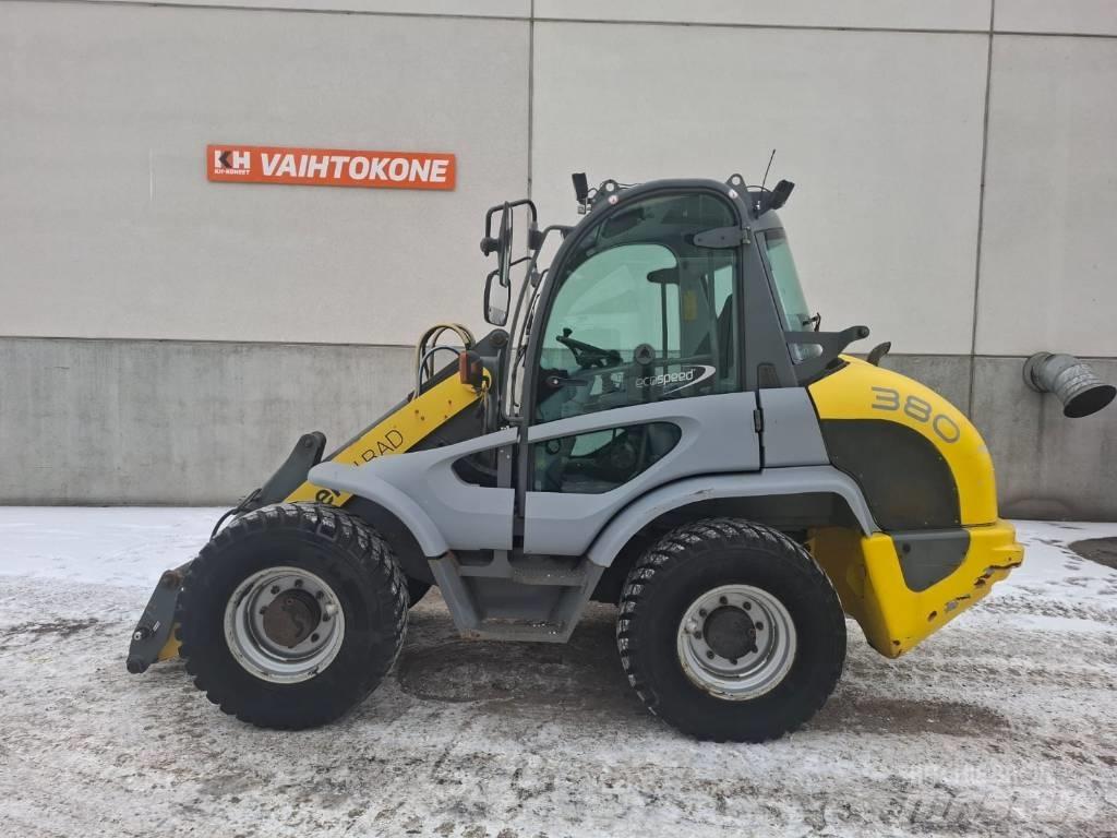 Kramer 380 Колесни товарачи