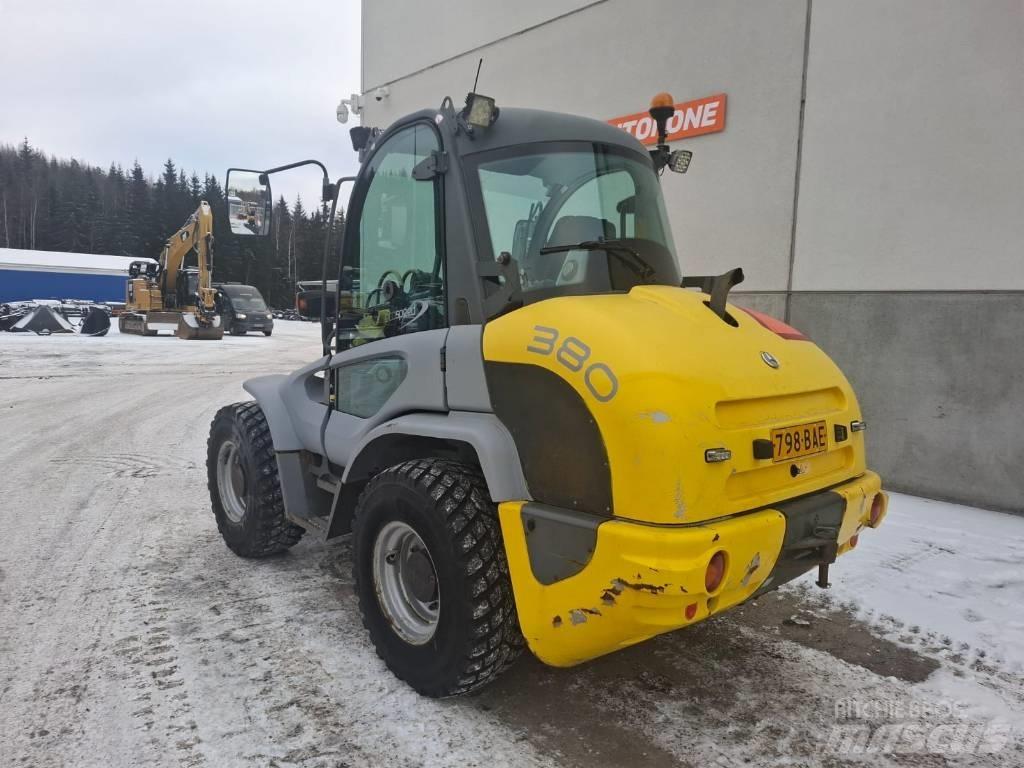 Kramer 380 Колесни товарачи
