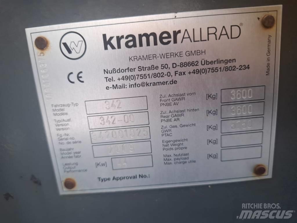 Kramer 380 Колесни товарачи
