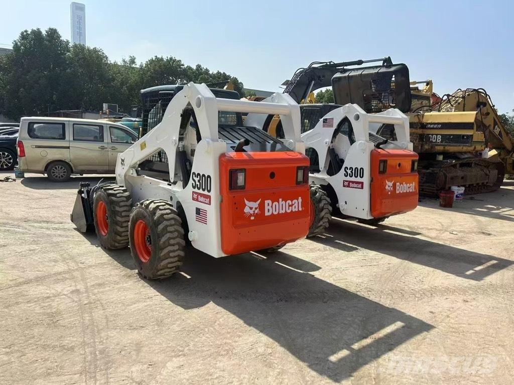 Bobcat S300 Мини товарачи
