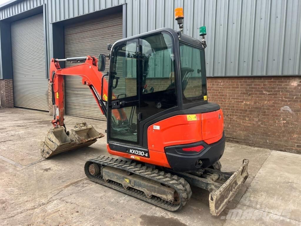 Kubota KX 030-4 Мини екскаватори < 7 т