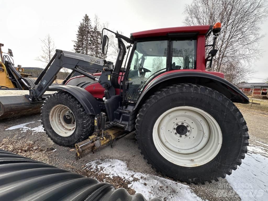 Valtra T 202 Трактори