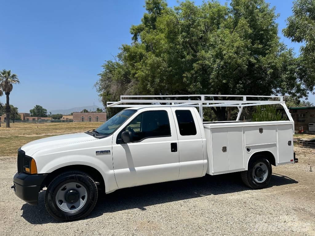 Ford F 250 Пикапи