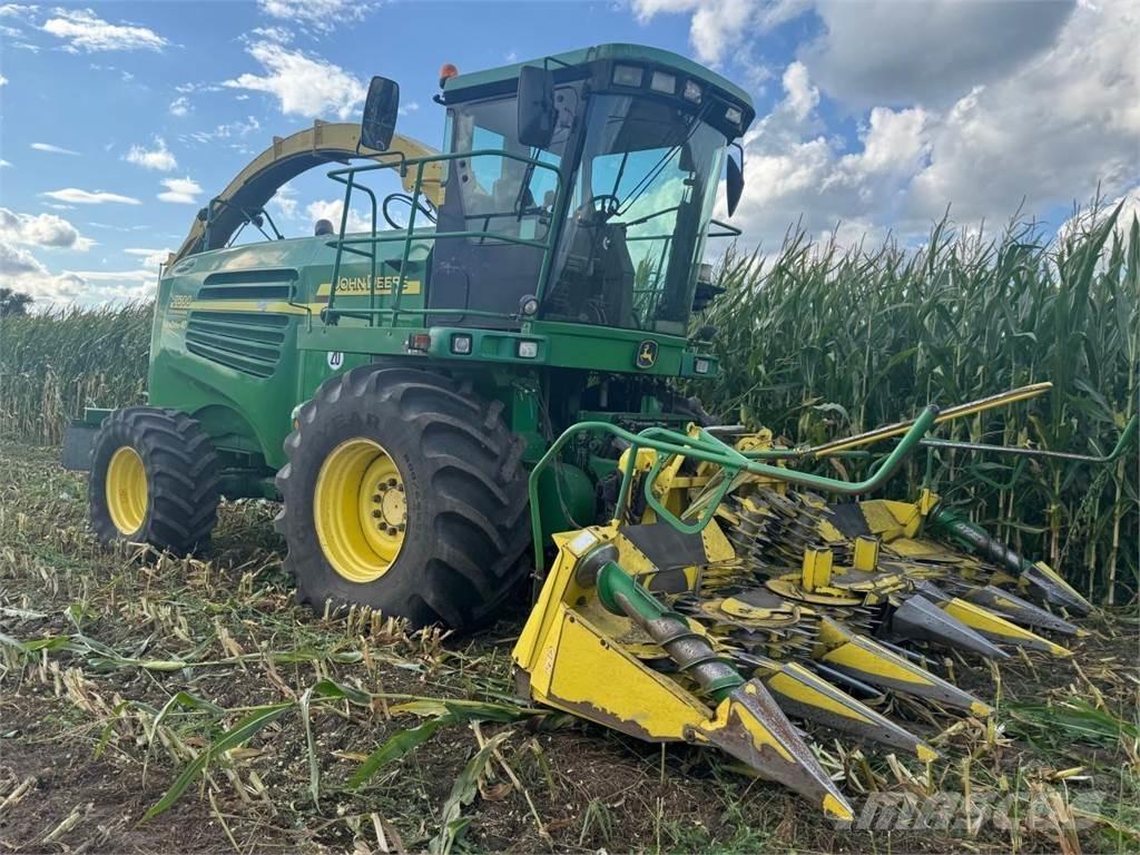 John Deere 7400 Самоходни фуражири