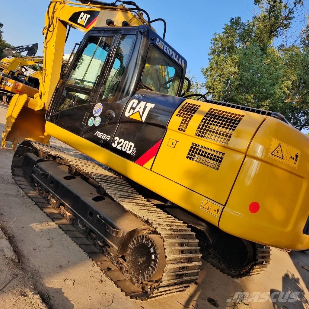 CAT 320 D2 Верижен екскаватор