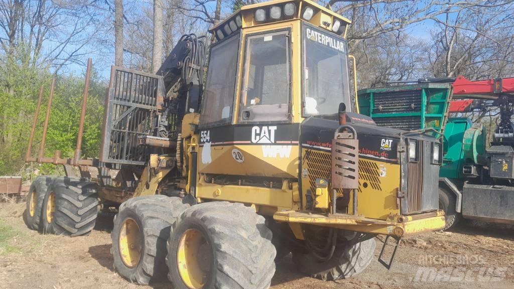 CAT 554 Форуардери