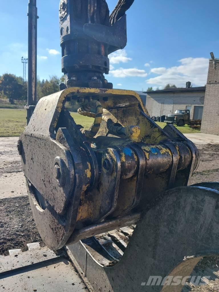 John Deere 1510G Форуардери